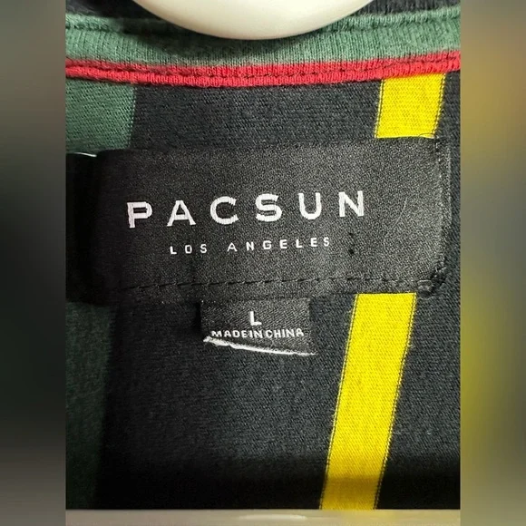Pacsun Large Striped black red yellow mens Shirt - Picture 4 of 4